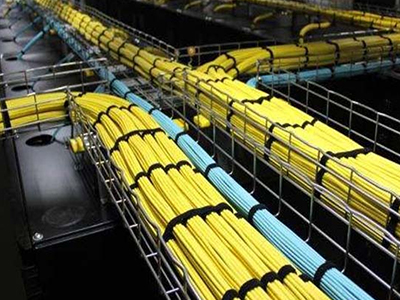 1764575103296859.jpg 武漢安防監(jiān)控公司解析:家用與商用監(jiān)控系統(tǒng)的本質(zhì)區(qū)別